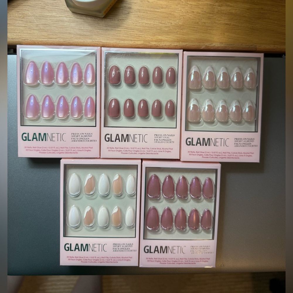 NWOT GLAMNETIC Press-On Nail Sets